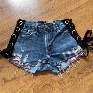 Levi’s redone shorts